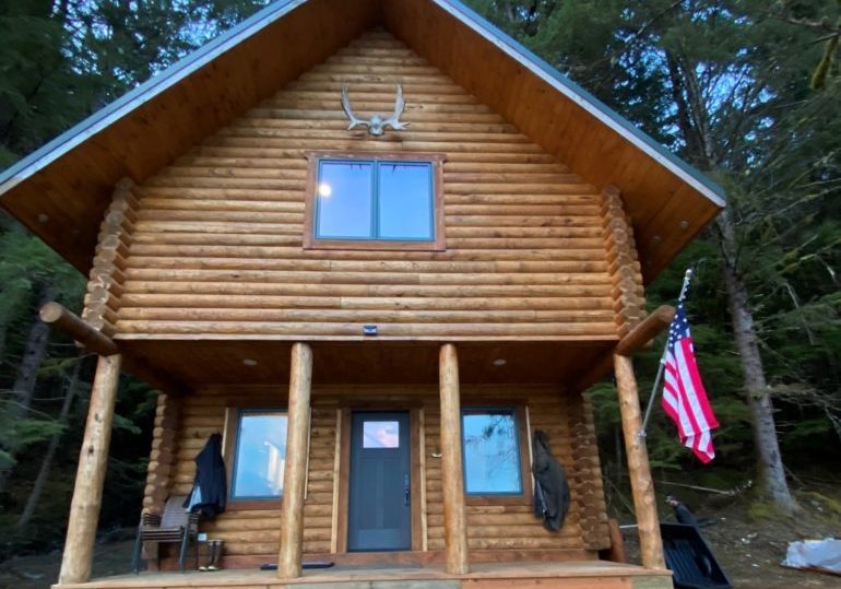 Alaska Brown Bear Hunt - Cabin